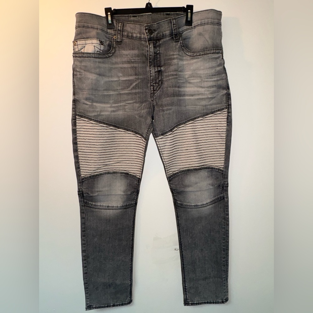 True Religion
Men's Geno Moto Jeans Size 44